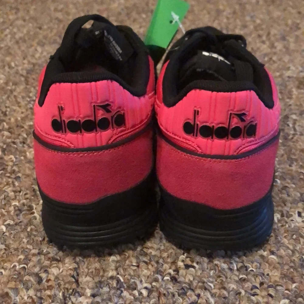 Diadora Titan II‎ black tomato sneakers
